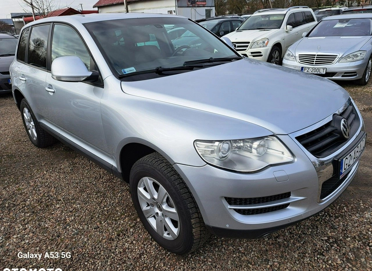 Volkswagen Touareg cena 34990 przebieg: 282700, rok produkcji 2009 z Pruchnik małe 277